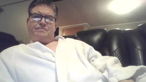 Snapshot of gameon1969 chatting on January 15, 6:01 am gameon1969 online show from January 15, 6:01 am