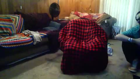 Snapshot of gamerfiend420 chatting on October 17, 4:53 pm gamerfiend420 online show from October 17, 4:53 pm