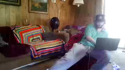 Snapshot of gamerfiend420 chatting on October 20, 8:20 pm gamerfiend420 online show from October 20, 8:20 pm