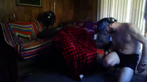 Snapshot of gamerfiend420 chatting on October 27, 9:52 pm gamerfiend420 online show from October 27, 9:52 pm