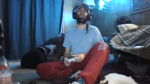 Snapshot of gamerfiend420 chatting on February 20, 4:53 am gamerfiend420 online show from February 20, 4:53 am