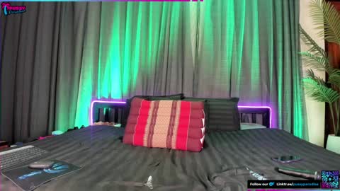 Morena Mitch online show from October 19, 3:40 am