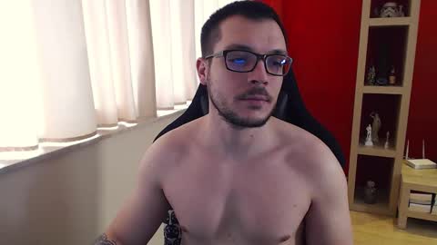 GangstaLover online show from December 30, 9:05 am