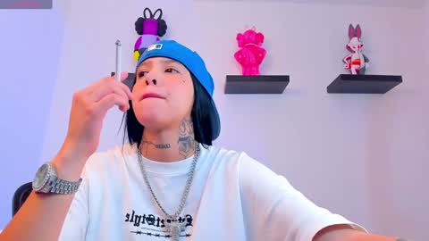 Snapshot of gangster_girl chatting on January 15, 1:45 am GANG online show from January 15, 1:45 am