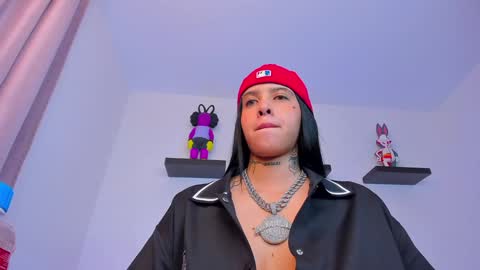 Snapshot of gangster_girl chatting on February 5, 11:06 pm GANG online show from February 5, 11:06 pm