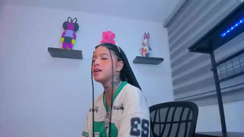 Snapshot of gangster_girl chatting on September 24, 12:47 am GANG online show from September 24, 12:47 am