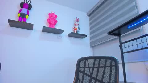 Snapshot of gangster_girl chatting on November 2, 4:15 am GANG online show from November 2, 4:15 am