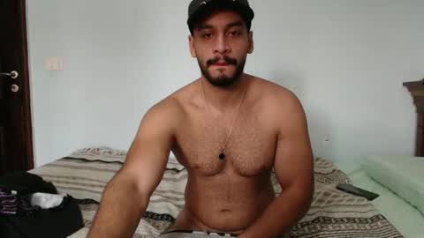 Snapshot of ganzabi chatting on December 5, 10:57 am Ganza online show from December 5, 10:57 am