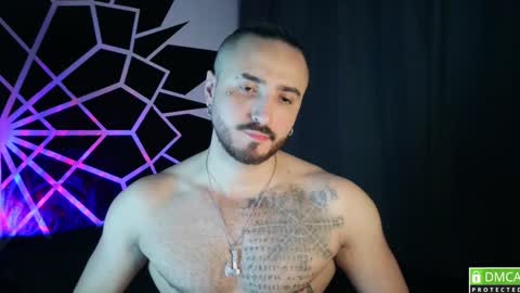 Chris  Dont forget to gift me thumb up Its very important to me and makes me happy AF  online show from December 18, 5:48 am