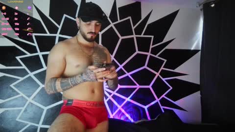 Chris  Dont forget to gift me thumb up Its very important to me and makes me happy AF  online show from January 29, 6:39 pm