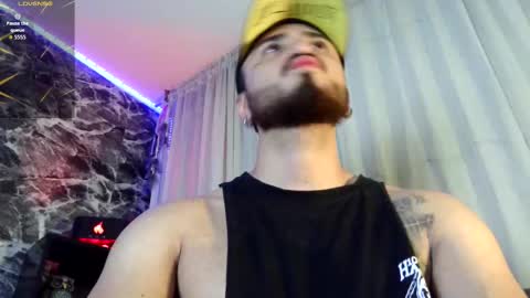 Chris  Dont forget to gift me thumb up Its very important to me and makes me happy AF  online show from September 16, 6:25 am