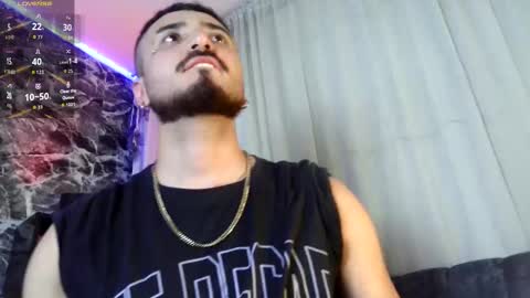 Chris  Dont forget to gift me thumb up Its very important to me and makes me happy AF  online show from September 24, 6:28 am