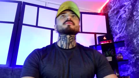 Chris  Dont forget to gift me thumb up Its very important to me and makes me happy AF  online show from December 14, 7:03 am