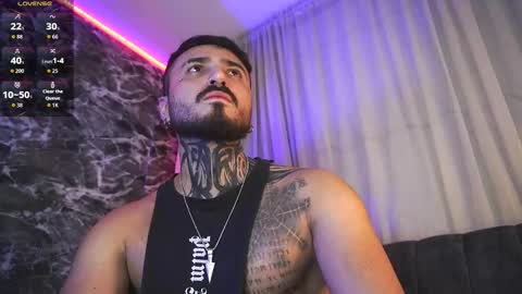 Snapshot of garbel09 chatting on January 7, 6:16 am Chris Dont forget to gift me thumb up Its very important to me and makes me happy AF online show from January 7, 6:16 am