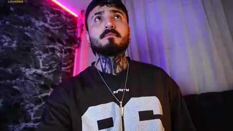 Snapshot of garbel09 chatting on January 12, 6:51 am Chris Dont forget to gift me thumb up Its very important to me and makes me happy AF online show from January 12, 6:51 am