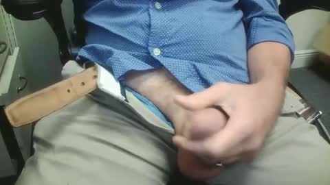 Snapshot of gardensman_561 chatting on October 23, 12:04 pm Panty Lover online show from October 23, 12:04 pm