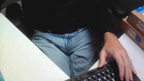 Snapshot of gardensman_561 chatting on November 14, 12:26 pm Panty Lover online show from November 14, 12:26 pm