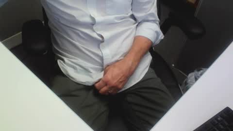 Snapshot of gardensman_561 chatting on November 19, 12:49 pm Panty Lover online show from November 19, 12:49 pm