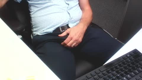 Snapshot of gardensman_561 chatting on December 18, 7:20 pm Panty Lover online show from December 18, 7:20 pm