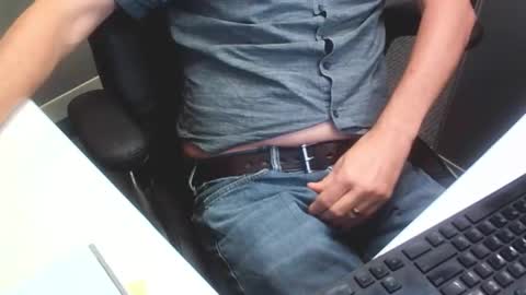 Snapshot of gardensman_561 chatting on December 19, 12:45 pm Panty Lover online show from December 19, 12:45 pm