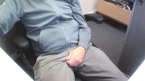 Snapshot of gardensman_561 chatting on February 10, 12:20 pm Panty Lover online show from February 10, 12:20 pm