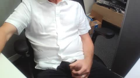 Snapshot of gardensman_561 chatting on February 19, 12:34 pm Panty Lover online show from February 19, 12:34 pm