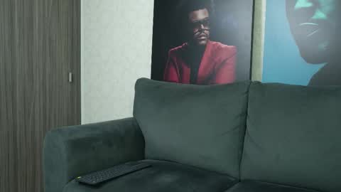 Snapshot of garret_alvin_ chatting on November 28, 6:05 am Garret online show from November 28, 6:05 am