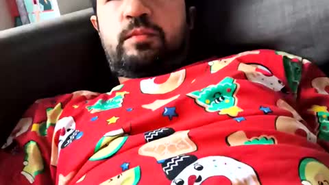 Snapshot of garry2358 chatting on October 18, 6:48 am Garry online show from October 18, 6:48 am