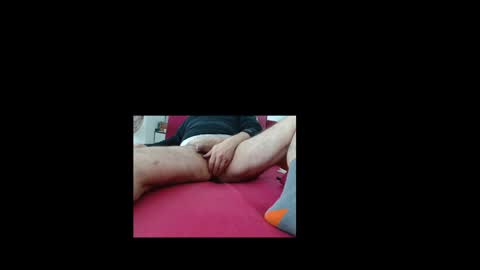 gary1111111 online show from April 10, 12:10 pm