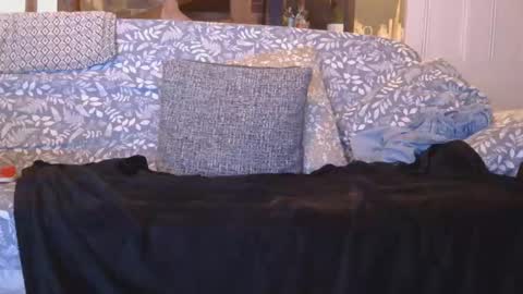 Snapshot of garybaker60 chatting on December 30, 10:23 pm Gaz online show from December 30, 10:23 pm