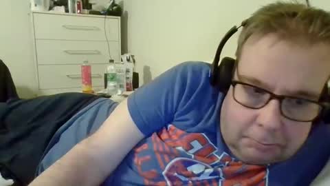 Gary online show from November 3, 5:42 am