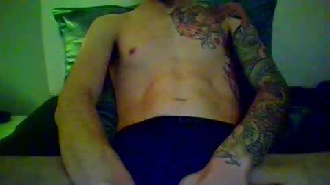 garyreal1990 online show from February 28, 8:54 pm