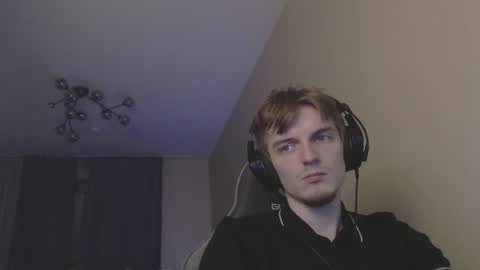 Snapshot of gasturfahe chatting on January 3, 8:43 pm gasturfahe online show from January 3, 8:43 pm