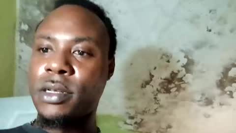 Snapshot of gatchya69 chatting on February 4, 5:01 pm Blackhawk11 online show from February 4, 5:01 pm