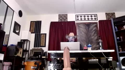 gatewaylaptop2019 online show from December 1, 3:17 pm