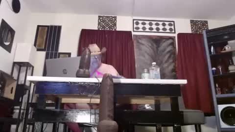 Snapshot of gatewaylaptop2019 chatting on May 6, 11:10 pm gatewaylaptop2019 online show from May 6, 11:10 pm