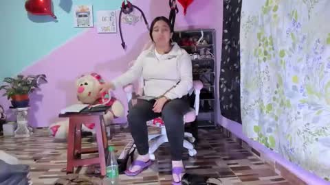 Diana online show from February 22, 3:18 am