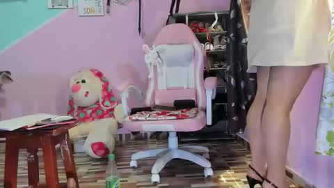 Diana online show from February 24, 4:05 pm