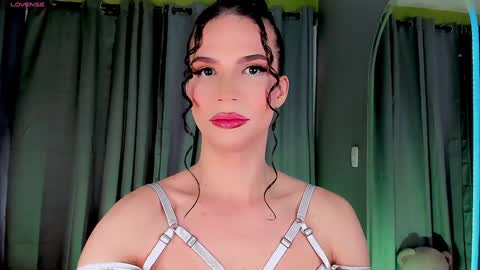 Vnecis Marn online show from January 21, 2:05 pm