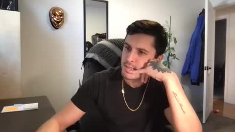 Snapshot of gatmandeep chatting on February 19, 7:38 pm Aladdin online show from February 19, 7:38 pm