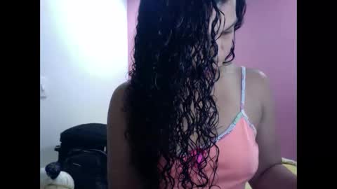 gatubelahotxxx online show from January 3, 7:39 pm