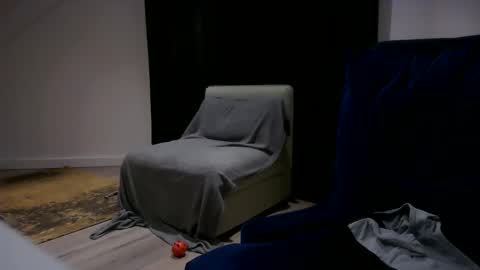 Snapshot of gaycut9093 chatting on February 19, 9:44 pm gaycut9093 online show from February 19, 9:44 pm