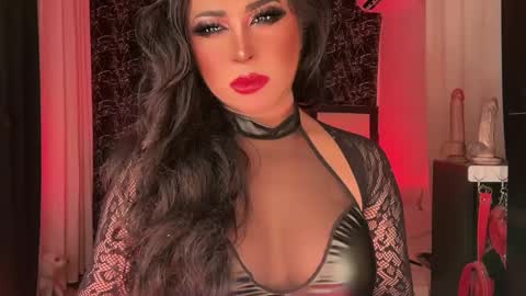 Snapshot of gaylecious chatting on January 5, 3:45 pm gayle online show from January 5, 3:45 pm