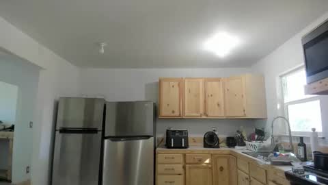 Trace online show from March 22, 9:29 pm