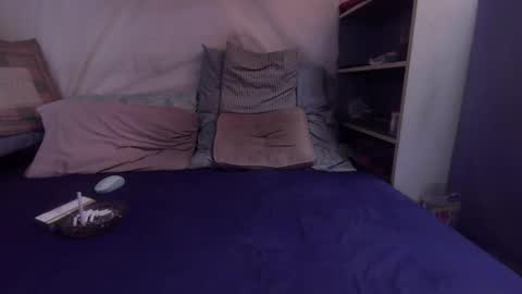 gayrobbin online show from February 7, 3:16 pm