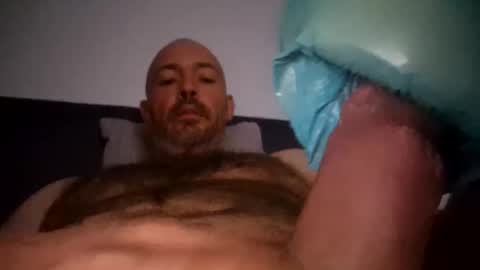 Snapshot of gazg1984 chatting on June 8, 2:23 am gazg1984 online show from June 8, 2:23 am
