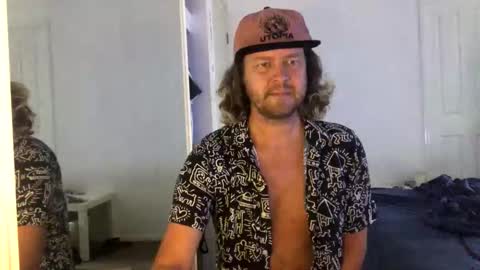 gcsurfer81 online show from February 2, 7:18 am