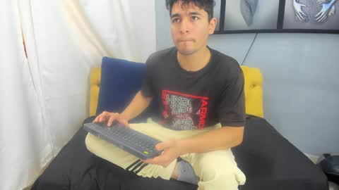 Gean Mclovin online show from April 21, 7:17 pm