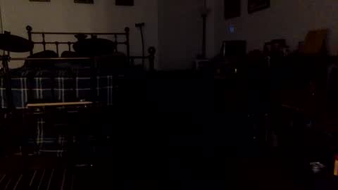 geetarluvver online show from March 19, 1:20 am