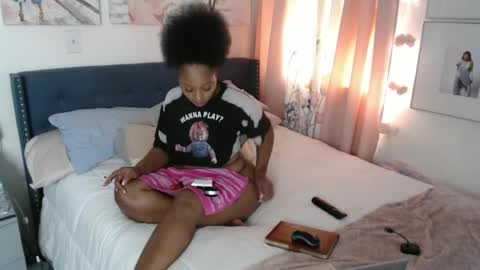 The Empress online show from October 12, 5:12 pm